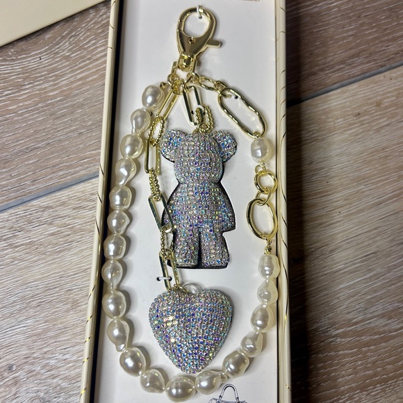 Rhinestone Glitter Teddy Bear & Heart Charm Keychain Set | EyeCandy Los Angeles - Picture 1 of 6